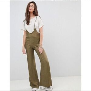 Honey Punch Women's Pinafore Jumpsuit Small in Green